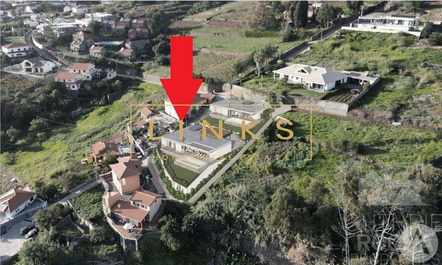 Terreno Rstico T0 - Estreito da Calheta, Calheta (Madeira), Ilha da Madeira - Imagem grande