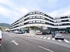 Loja T0 - Machico, Machico, Ilha da Madeira