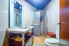 Moradia T3 - Estreito C�mara de Lobos, C�mara de Lobos, Ilha da Madeira - Miniatura: 13/22