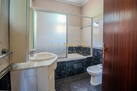 Moradia T3 - Estreito C�mara de Lobos, C�mara de Lobos, Ilha da Madeira - Miniatura: 8/30
