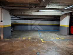 Garagem - Santo Antnio, Funchal, Ilha da Madeira