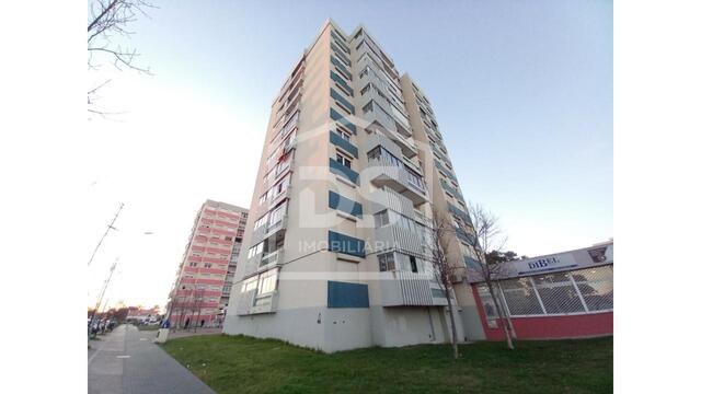 Apartamento T2 - Santo Antnio da Charneca, Barreiro, Setbal - Imagem grande