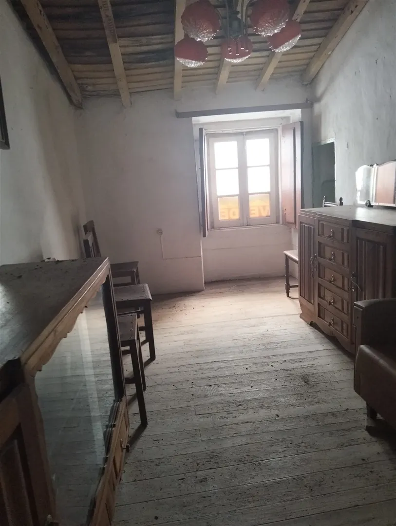 Moradia T0 - Santa Maria da Devesa, Castelo de Vide, Portalegre - Miniatura: 6/9