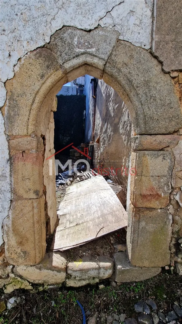Moradia T3 - Santa Maria da Devesa, Castelo de Vide, Portalegre - Miniatura: 1/9