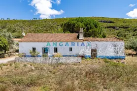 Moradia T2 - Serro Ventoso, Porto de M�s, Leiria
