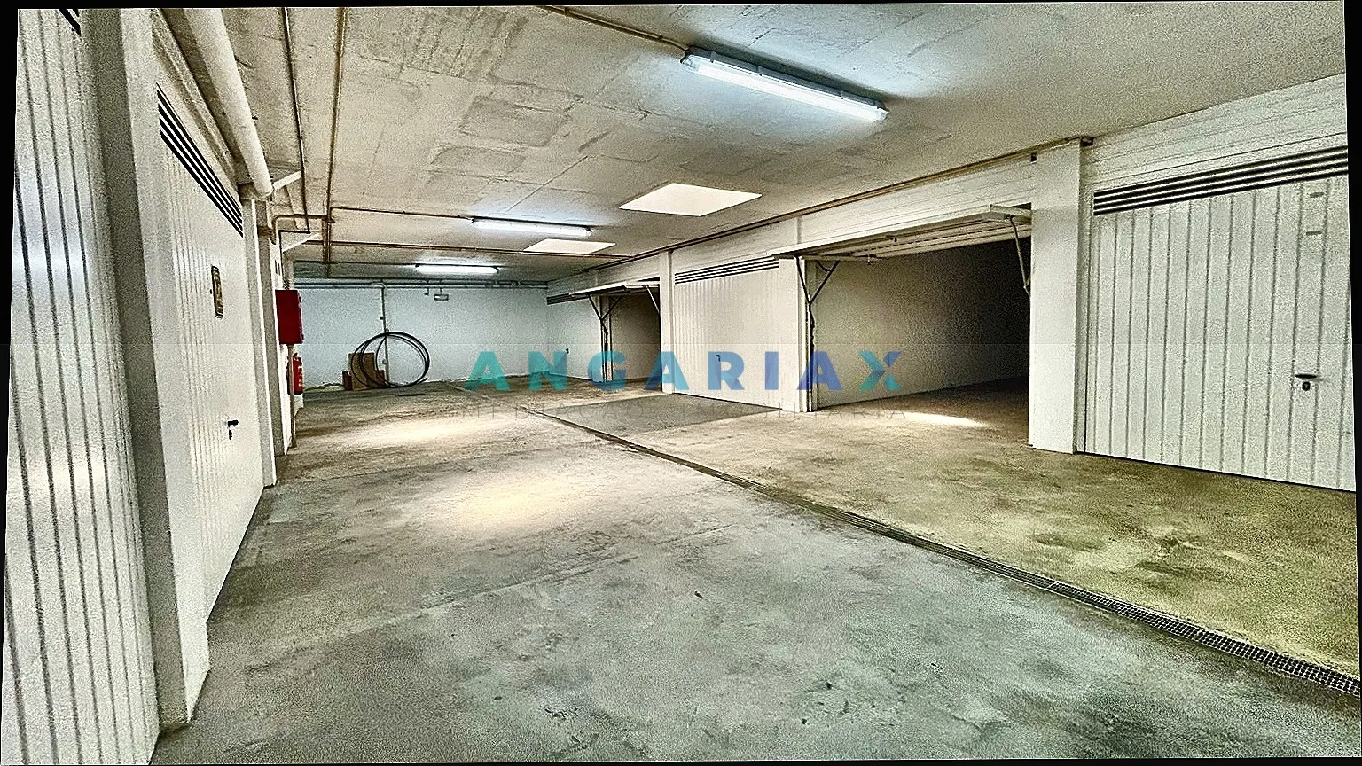 Garagem T0 - Buarcos, Figueira da Foz, Coimbra - Imagem grande