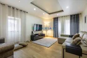 Moradia T4 - Arrimal, Porto de M�s, Leiria