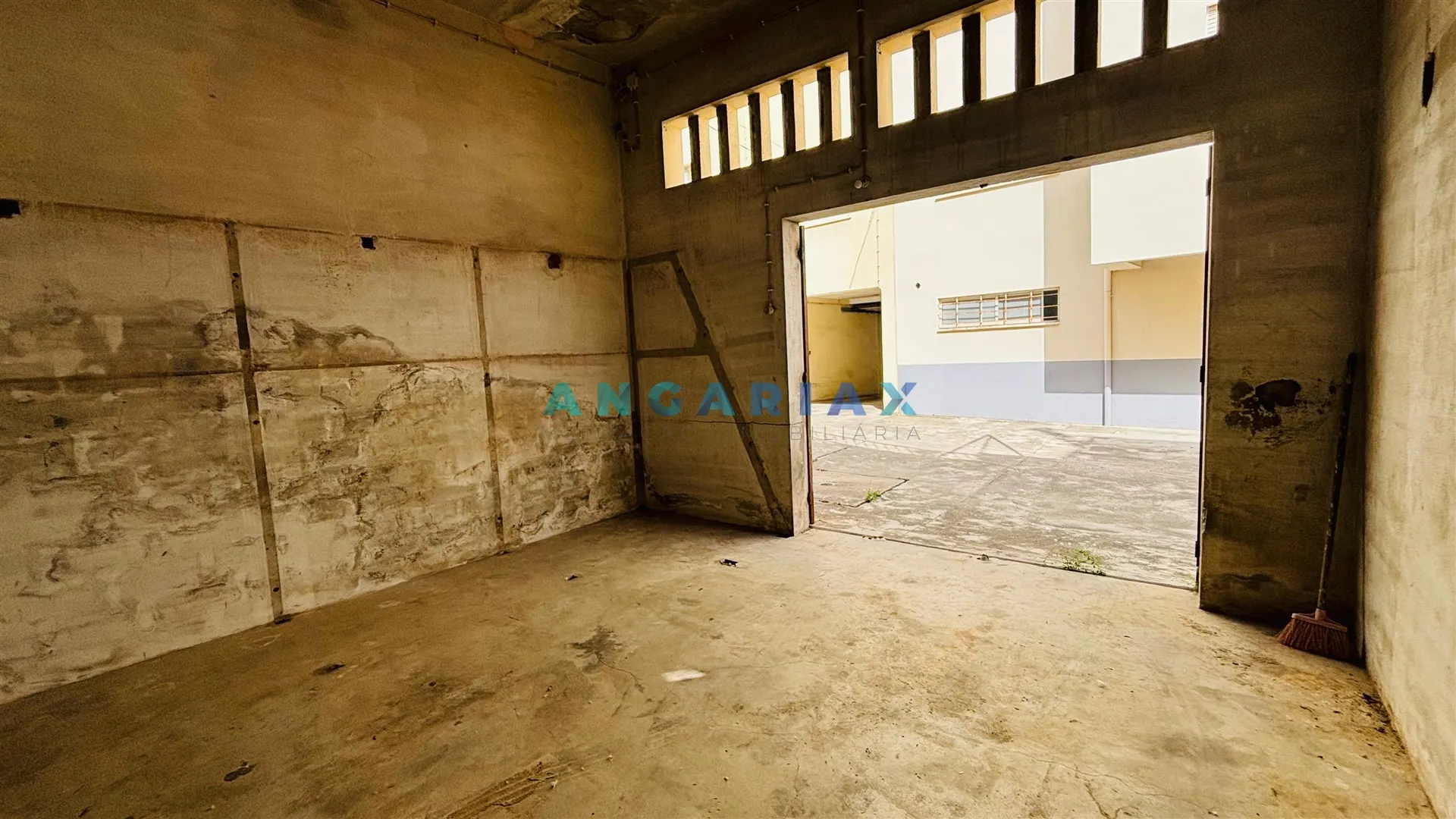 Garagem T0 - Buarcos, Figueira da Foz, Coimbra - Miniatura: 5/9