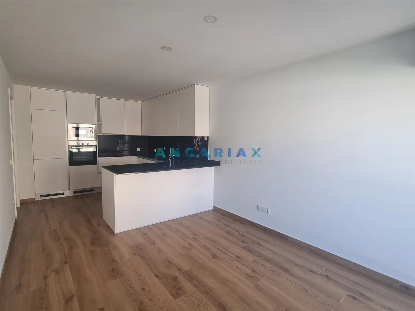 Apartamento T2 - Marrazes, Leiria, Leiria