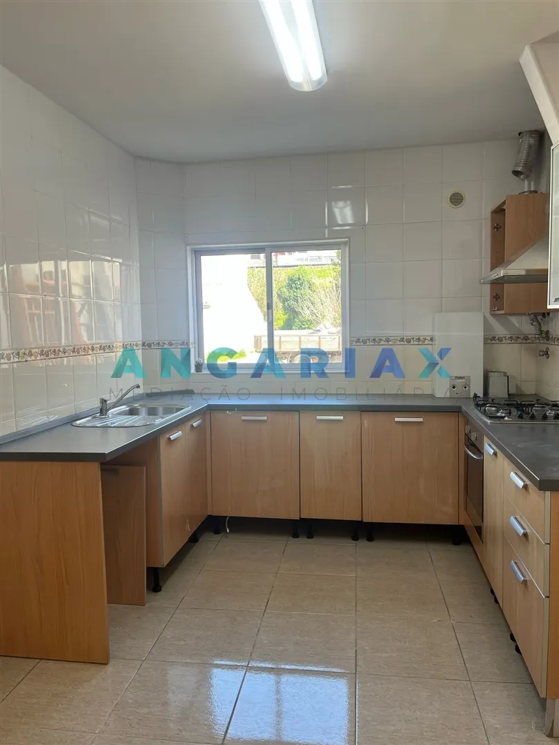 Apartamento T2 - Alcobaa, Alcobaa, Leiria - Miniatura: 1/9