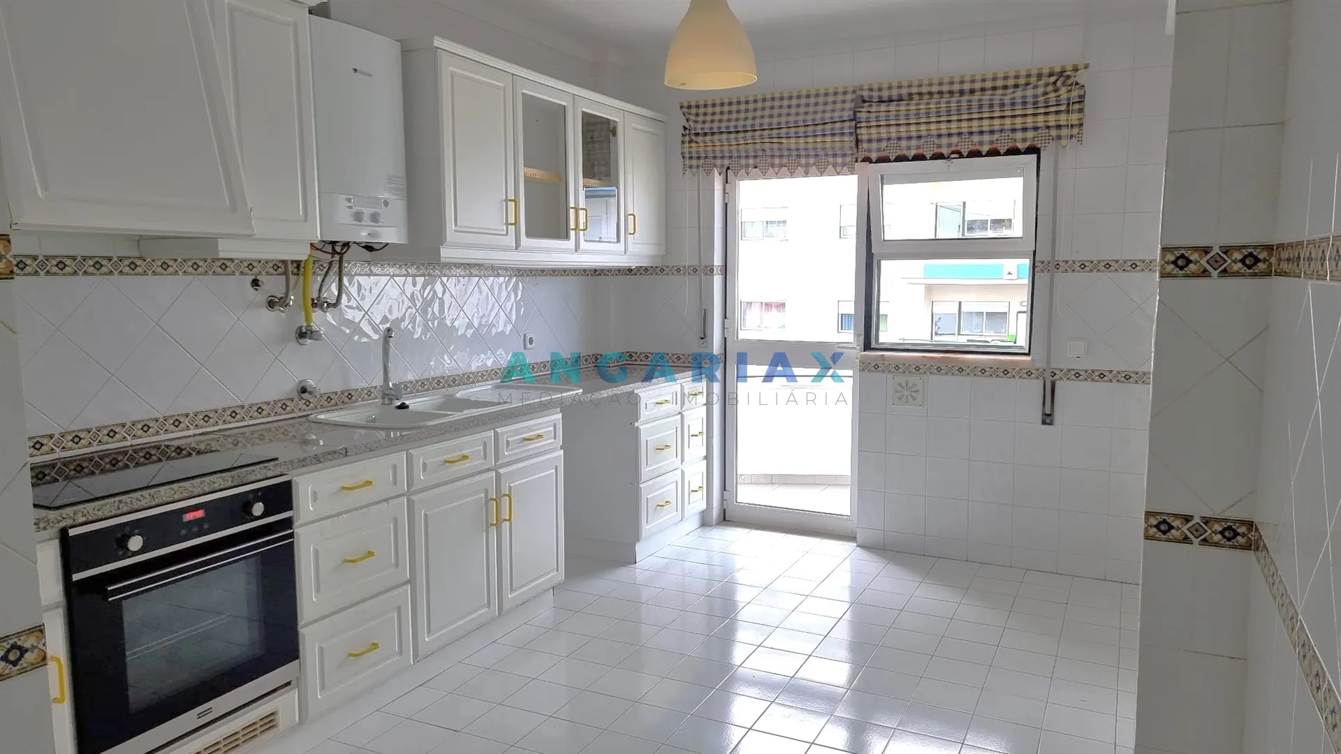 Apartamento T3 - Marrazes, Leiria, Leiria - Miniatura: 2/9
