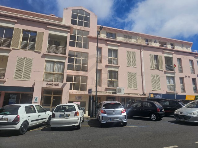 Comércio - Caniço, Santa Cruz, Ilha da Madeira - Imagem grande