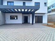 Moradia T3 - S�o Roque, Funchal, Ilha da Madeira - Miniatura: 1/9