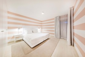 Pr�dio T0 - Quarteira, Loul�, Faro (Algarve) - Miniatura: 25/82