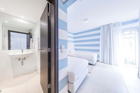 Pr�dio T0 - Quarteira, Loul�, Faro (Algarve) - Miniatura: 49/82