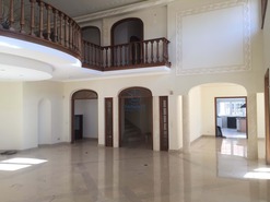 Moradia > T6 - Belas, Sintra, Lisboa