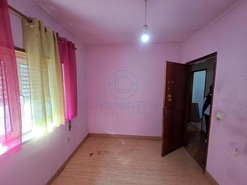 Moradia T4 - S, Bragana, Bragana - Miniatura: 4/8