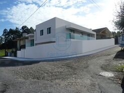 Moradia T4 - S�o Felix da Marinha, Vila Nova de Gaia, Porto