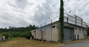 Armaz�m T0 - Campo de Besteiros, Tondela, Viseu - Miniatura: 2/7