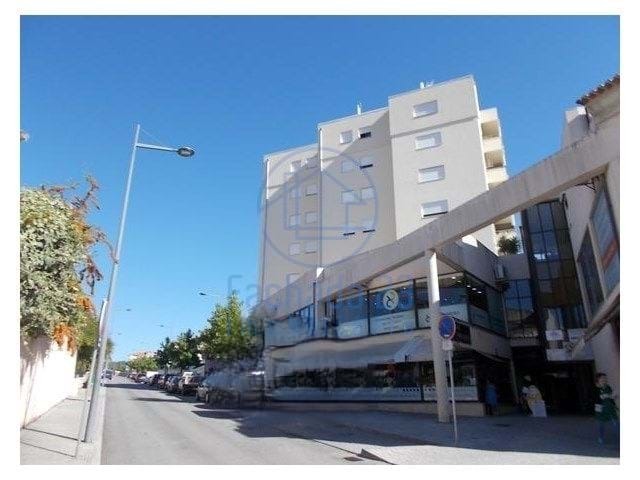 Escrit�rio T0 - Macedo de Cavaleiros, Macedo de Cavaleiros, Bragan�a - Imagem grande