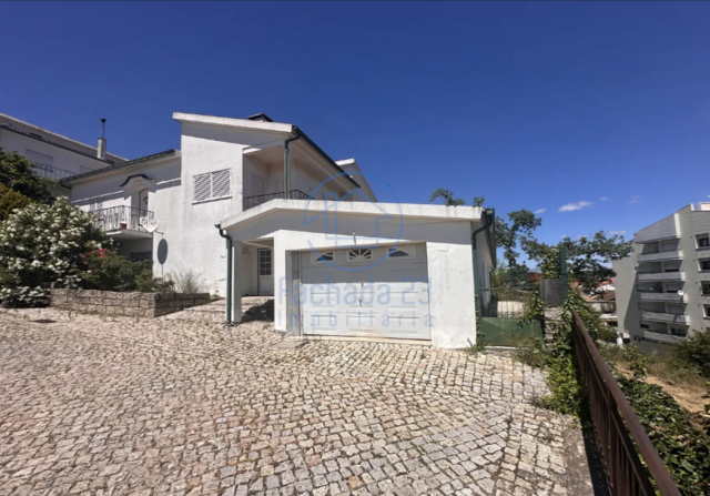 Moradia T4 - Sernancelhe, Sernancelhe, Viseu - Imagem grande