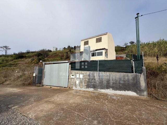 Armazm - Faj da Ovelha, Calheta (Madeira), Ilha da Madeira - Imagem grande