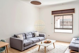 Apartamento T3 - Alverca do Ribatejo, Vila Franca de Xira, Lisboa - Miniatura: 1/9