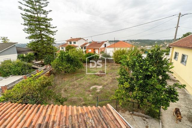 Moradia > T6 - Pedreiras, Porto de M�s, Leiria - Imagem grande