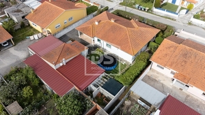 Moradia T4 - Marinha Grande, Marinha Grande, Leiria - Miniatura: 1/24