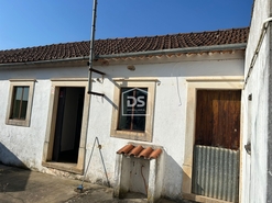 Moradia T2 - Aljubarrota, Alcobaa, Leiria