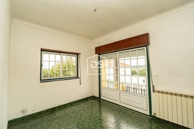 Moradia T2 - Santa Eufmia, Leiria, Leiria - Miniatura: 8/24