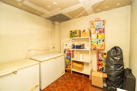 Loja T0 - Marinha Grande, Marinha Grande, Leiria - Miniatura: 20/24