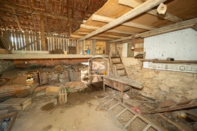 Moradia > T6 - Pedreiras, Porto de M�s, Leiria - Miniatura: 12/18