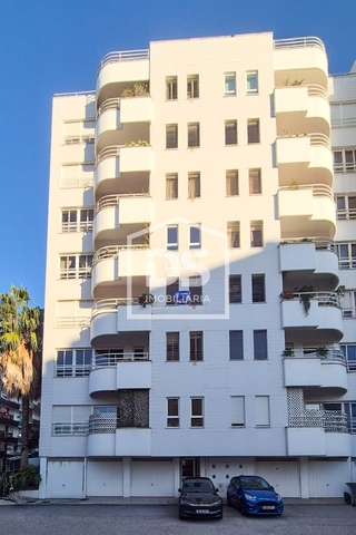 Apartamento T6 - Santo Ant�nio dos Olivais, Coimbra, Coimbra - Imagem grande