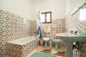 Moradia > T6 - Monte Redondo, Leiria, Leiria - Miniatura: 9/24