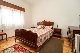 Moradia > T6 - Monte Redondo, Leiria, Leiria - Miniatura: 16/24