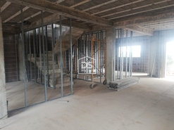 Moradia T4 - Seia, Ourm, Santarm - Miniatura: 3/14