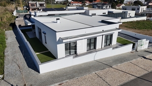 Moradia T3 - Parceiros, Leiria, Leiria