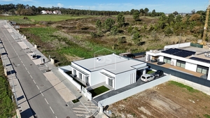 Moradia T3 - Parceiros, Leiria, Leiria - Miniatura: 5/24