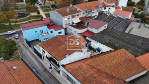 Moradia T5 - Marinha Grande, Marinha Grande, Leiria - Miniatura: 1/24