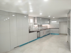 Moradia T4 - Valado dos Frades, Nazar, Leiria - Miniatura: 4/17