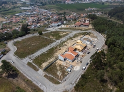 Terreno Urbano T0 - Golpilheira, Batalha, Leiria - Miniatura: 1/21