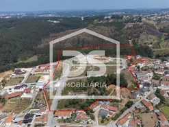 Moradia T2 - Golpilheira, Batalha, Leiria - Miniatura: 23/24