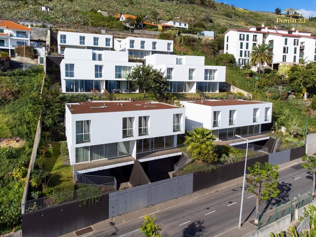 Moradia T4 - São Martinho, Funchal, Ilha da Madeira - Imagem grande