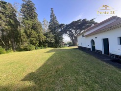 Moradia T6 - Cani�o, Santa Cruz, Ilha da Madeira