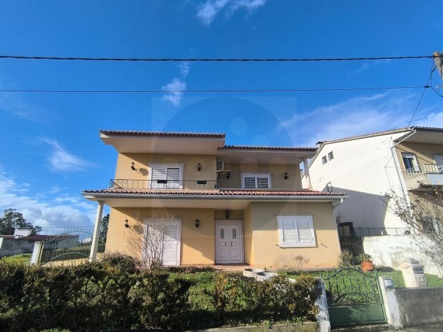Moradia T4 - Abrantes, Abrantes, Santarém - Imagem grande
