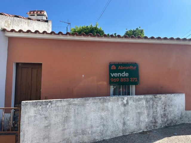 Garagem - Pego, Abrantes, Santar�m - Imagem grande