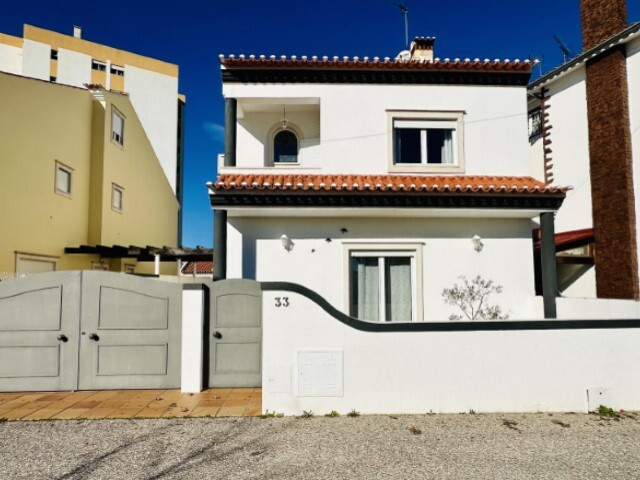 Moradia T4 - Abrantes, Abrantes, Santarém - Imagem grande
