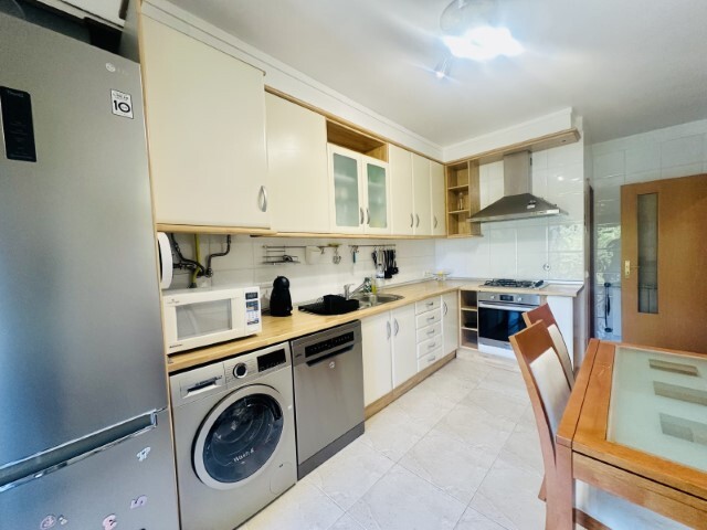 Apartamento T3 - Abrantes, Abrantes, Santar�m - Imagem grande