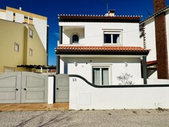 Moradia T4 - Abrantes, Abrantes, Santarém
